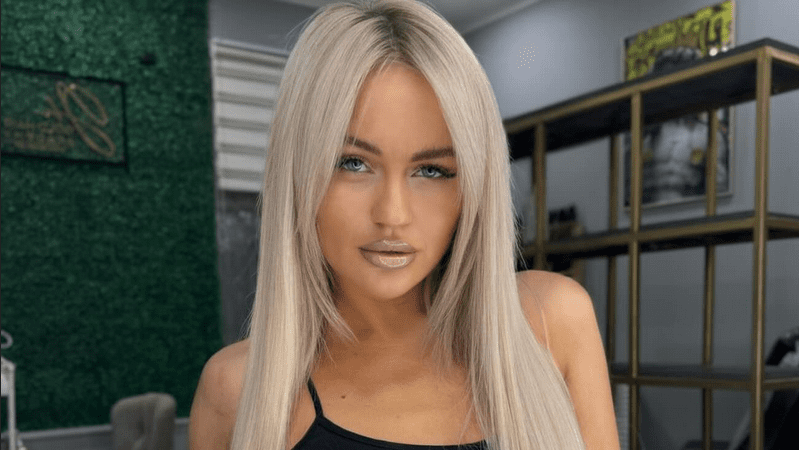 Элину Рахимову осудили за провокации против Дорожкиной