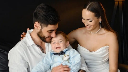 Виктории Салибековой придётся одной справляться со вторым ребёнком