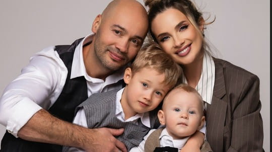 Черкасовы определились: имя для третьего ребенка выбрано