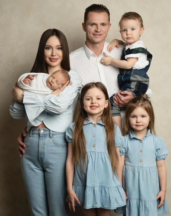 Dmitriy Tarasov s jenoy