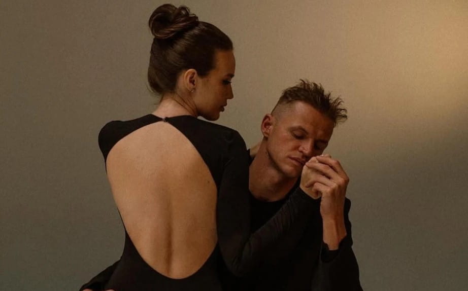 Dmitriy Tarasov s jenoy