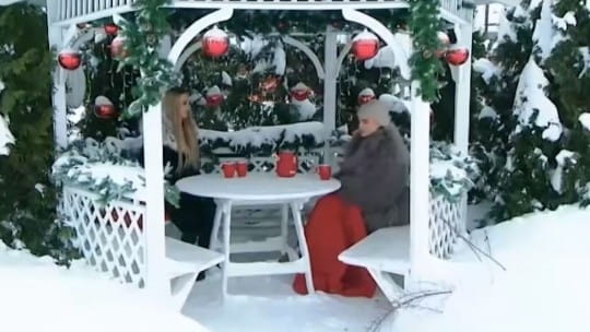 Бременная Яна Фиткевич растрогана словами Ксении Карповой