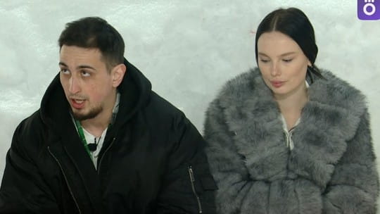 Руслан Асланов поднял руку на Карину — девушка боится продолжения отношений.